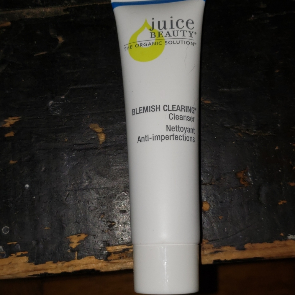 Juice Beauty Blemish Clearing Cleanser